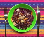 Салат из краснокочанной капусты с курицей 