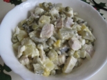 Салат с селедкой, картошкой и горошком 