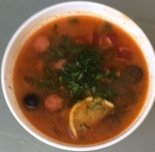 Сборная солянка с колбасой, ветчиной и курицей 